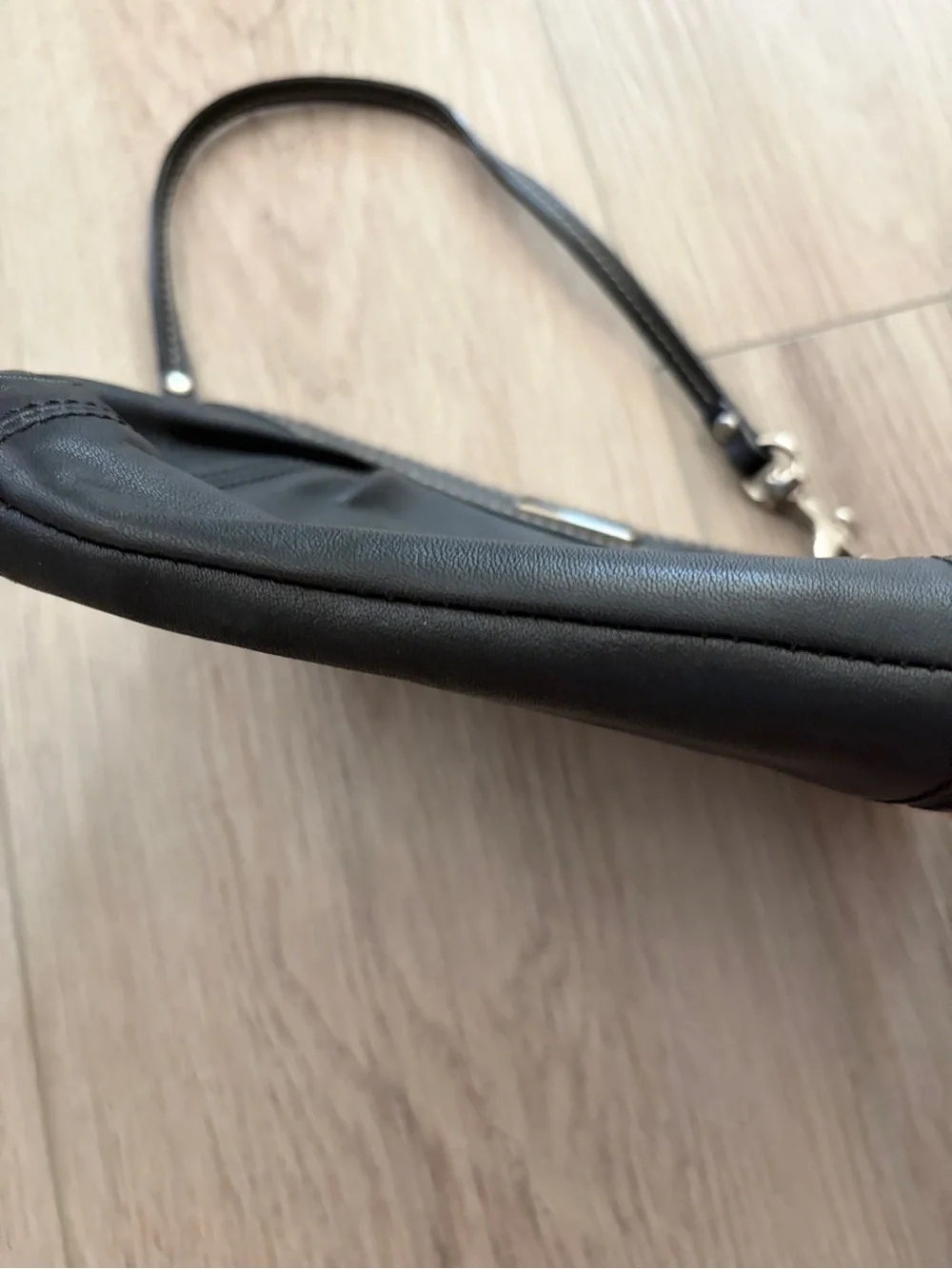 COACH Black Leather Pleated Wristlet with Contrast Stitching